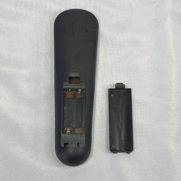 Zoom - Universal Remote Control: TV, VCR, DBS Cable - Picture 3 of 3